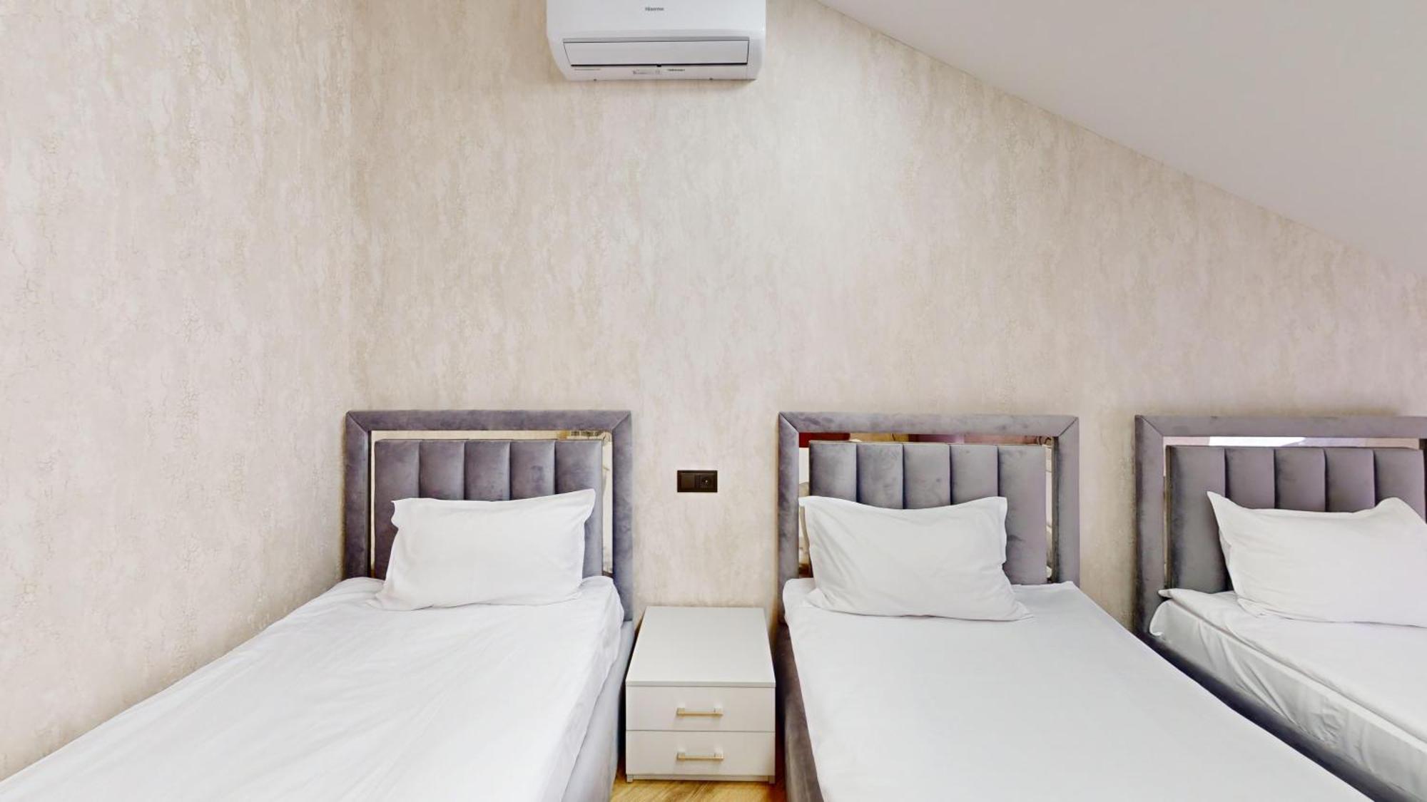 יירבאן Royal Renaissance Hotel מראה חיצוני תמונה